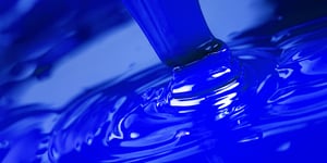 Paint-blue_iStock-185218874_copyright_CactuSoup_RGB_2000x1000px