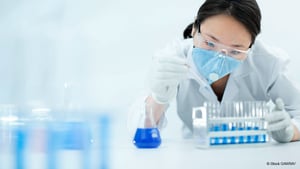 scientist_in_lab_iStock-155284194_1100x620px_200902_copyright_gawrav